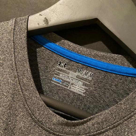 Under Armour long sleeve - Picture 2 of 3